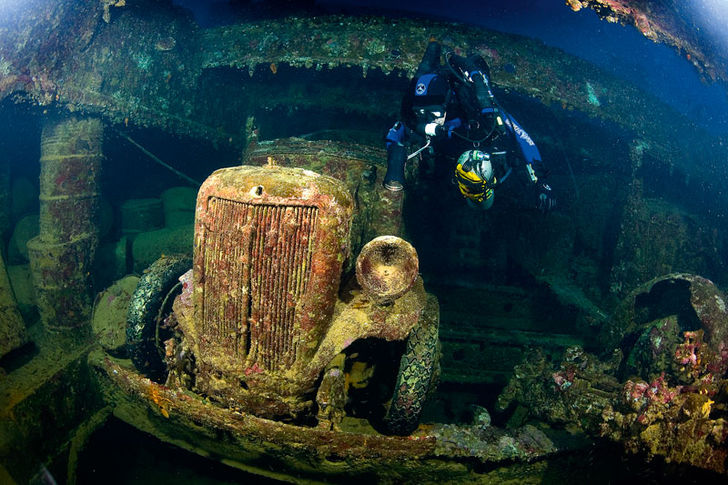 Truk Lagoon − lagunens djupa vrak