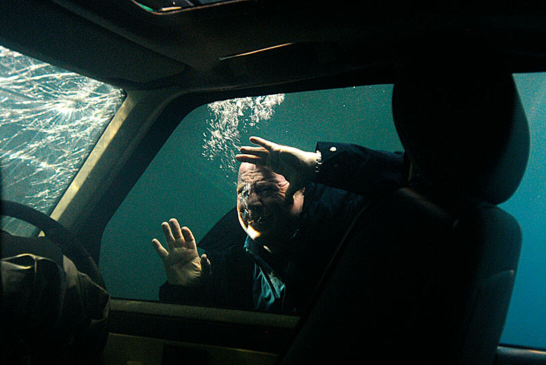 The underwater stage – Här blir stunts till filmverklighet